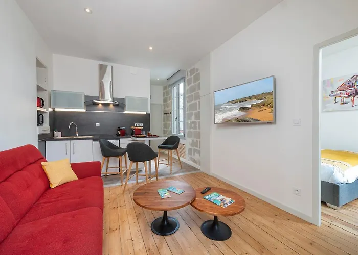 Hypercentre 14 Rue Valdemaine أنجير